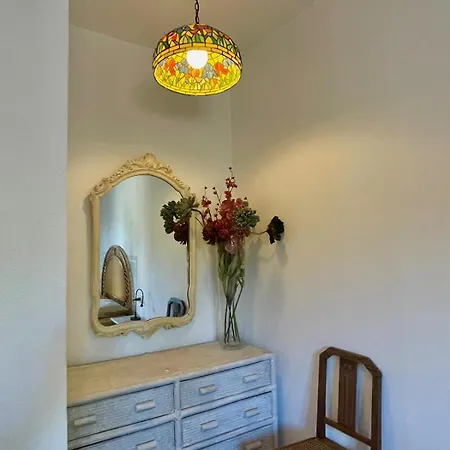 Casita Escapadas En Casa de Férias *